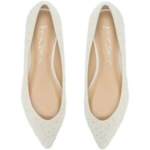 Betsey Johnson Flats 🤍